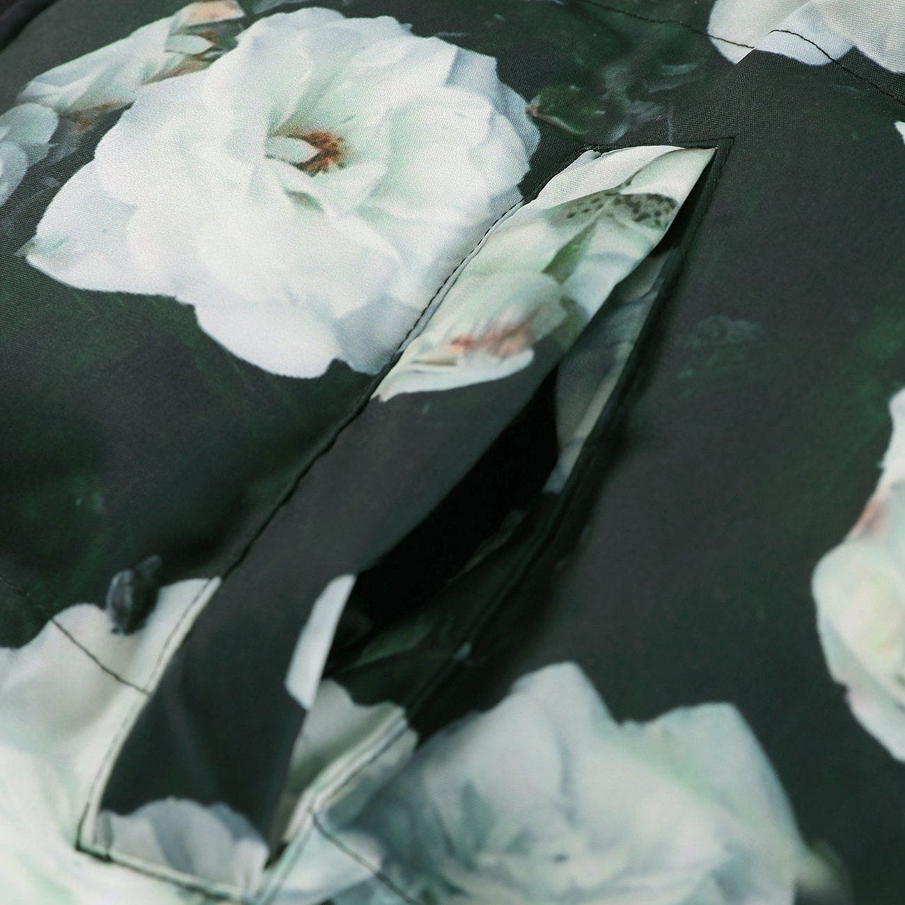 Eprezzy® - Full White Rose Print Winter Coat Streetwear Fashion - eprezzy.com