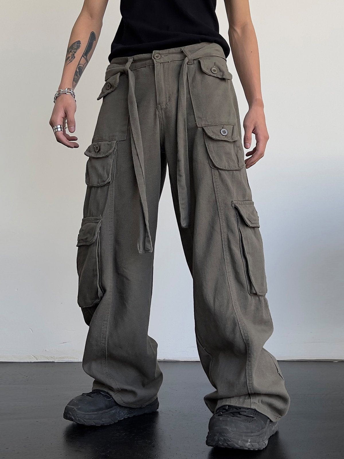 Eprezzy® - Large Pocket Webbing Cargo Pants Streetwear Fashion - eprezzy.com