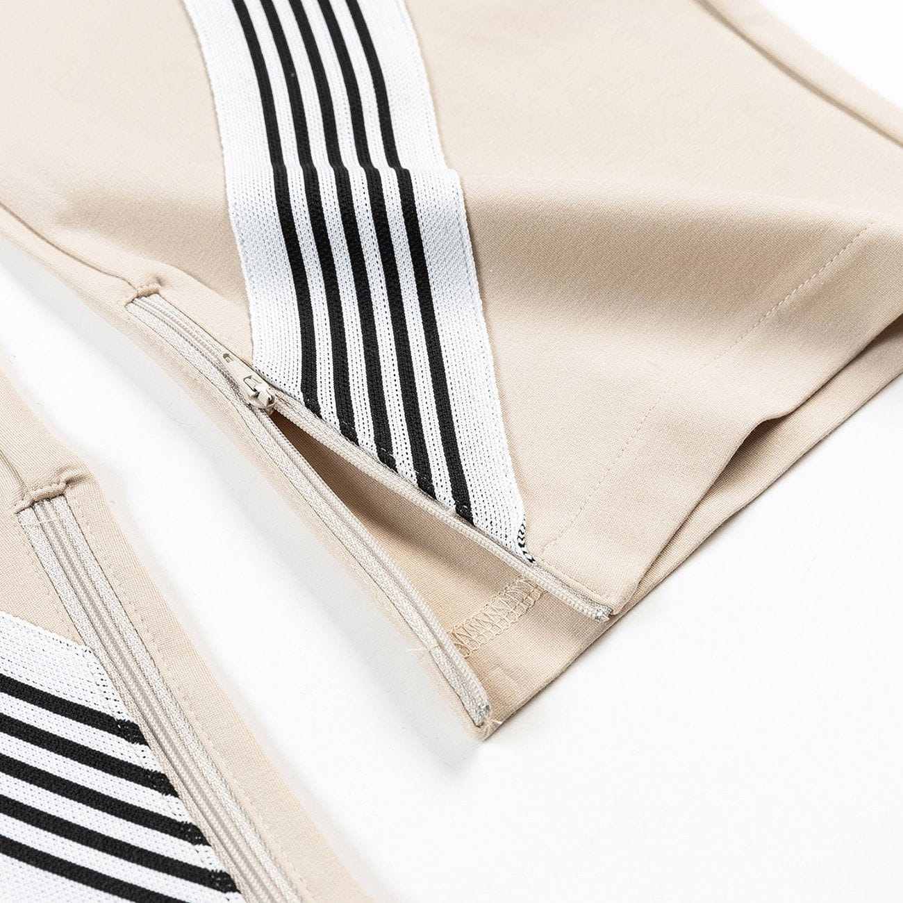 Eprezzy® - Letter Stripe Panel Long Pants Streetwear Fashion - eprezzy.com